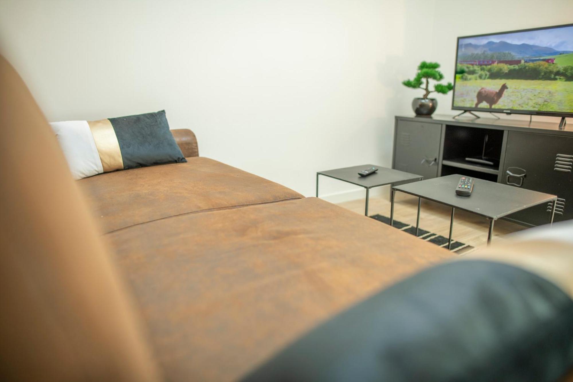 Kasa Factory - Au Calme - Tv & Wifi Apartment Saint-Quentin  Bagian luar foto